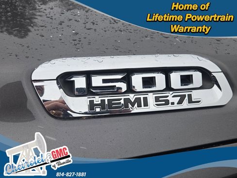 Used 2020 RAM 1500 Laramie w/ Sport Appearance Package image 9