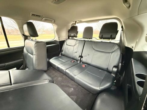 Used 2014 Lexus LX 570 4WD image 15
