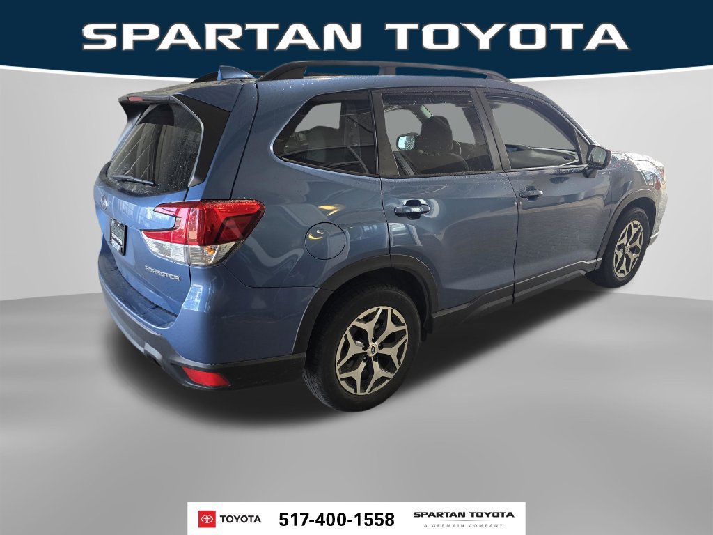 Used 2020 Subaru Forester Premium AWD/4WD image 7