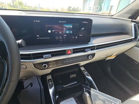New 2026 Kia Sorento SX Prestige AWD/4WD image 11