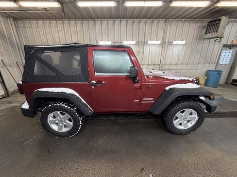 Used 2012 Jeep Wrangler Sport image 4