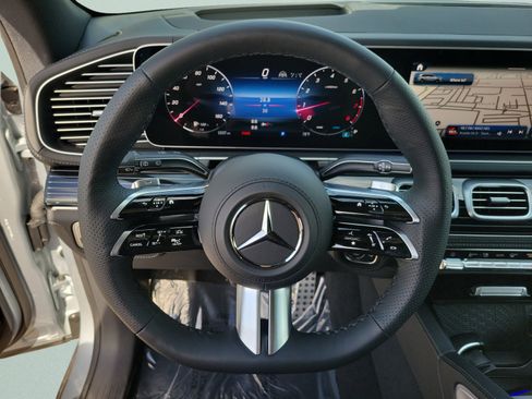 New 2026 Mercedes-Benz GLS 580 4MATIC image 24