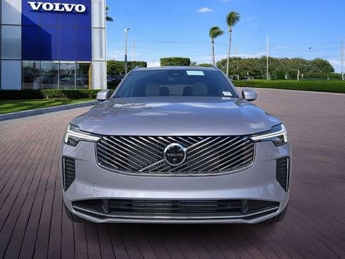 New 2026 Volvo XC90 T8 Plus image 2