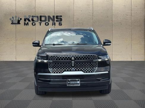 New 2026 Lincoln Navigator Reserve AWD/4WD image 3