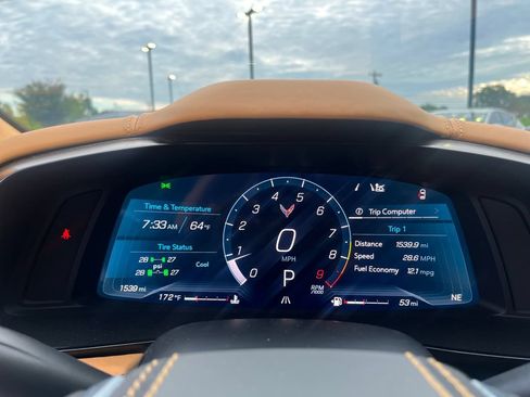 Used 2025 Chevrolet Corvette Z06 RWD image 13