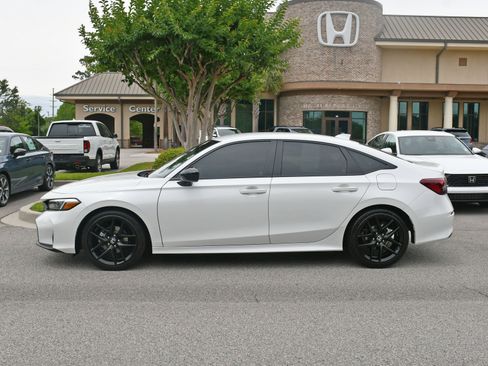 Used 2026 Honda Civic Sport image 2