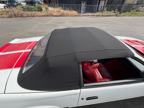 Used 1992 Chevrolet Camaro Z28 RWD image 35