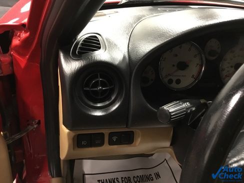 Used 2002 MAZDA MX-5 Miata LS image 32