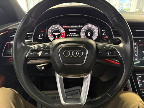 Used 2021 Audi Q8 Premium Plus w/ Premium Plus Package AWD/4WD image 18
