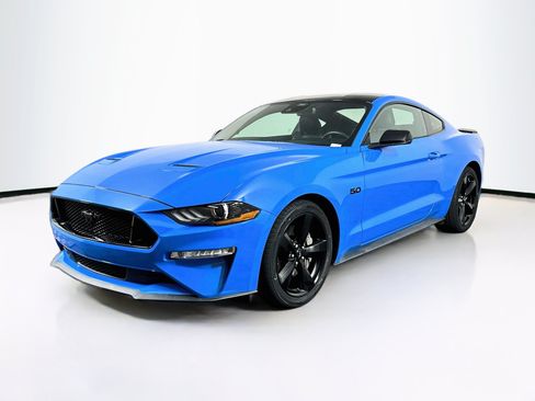 Used 2022 Ford Mustang GT Premium w/ Equipment Group 401A RWD image 3