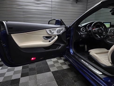 Used 2017 Mercedes-Benz C 300 4MATIC Cabriolet image 34