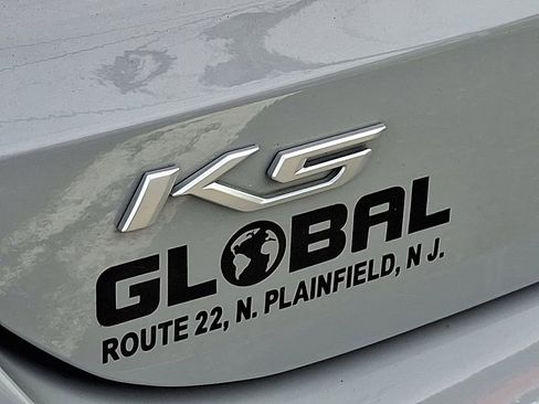 Used 2022 Kia K5 GT-Line FWD image 32