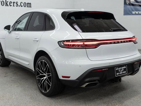 Used 2023 Porsche Macan image 45