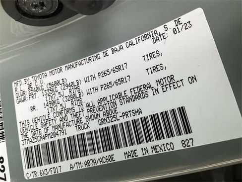 Used 2023 Toyota Tacoma TRD Sport w/ Technology Package image 27