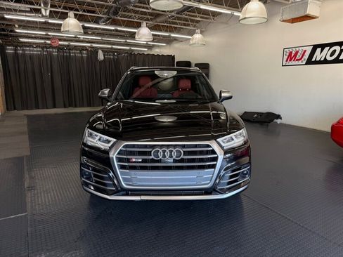 Used 2018 Audi SQ5 Prestige w/ Prestige Package image 2