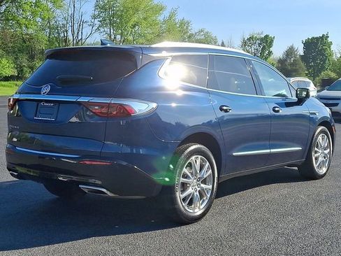 Certified 2023 Buick Enclave Essence w/ Experience Buick Package AWD/4WD image 9