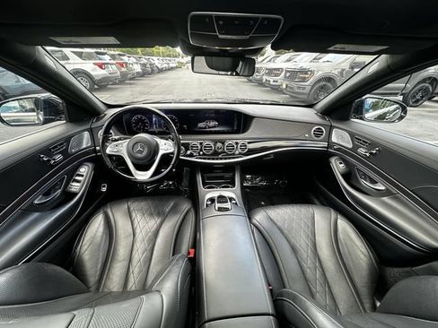 Used 2018 Mercedes-Benz S 560 4MATIC Sedan image 16