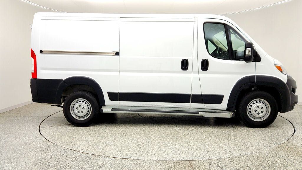 Used 2025 RAM ProMaster 2500 w/ U-Haul Equipment Group FWD image 4