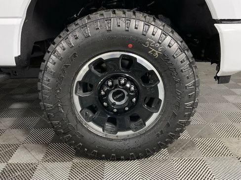 New 2026 Ford F250 Lariat w/ Tremor Off-Road Package AWD/4WD image 11