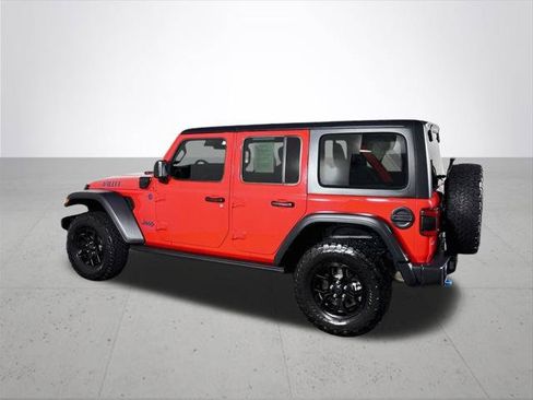 Certified 2024 Jeep Wrangler Unlimited AWD/4WD image 9