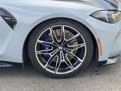 Used 2025 BMW M3 w/ Executive Package RWD image 6