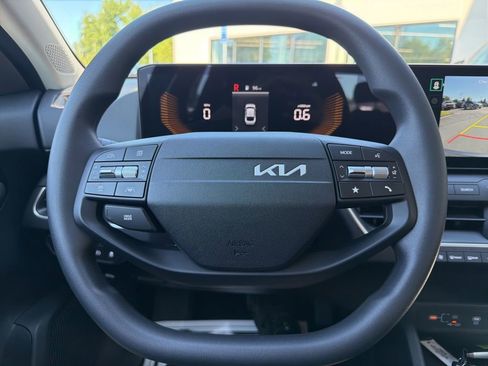 New 2026 Kia K4 FWD image 33