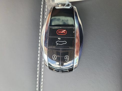 Used 2021 Bentley Flying Spur V8 AWD/4WD image 54