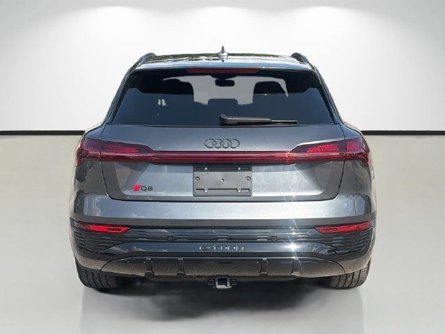 Used 2024 Audi Q8 e-tron Prestige w/ Prestige Package AWD/4WD image 4