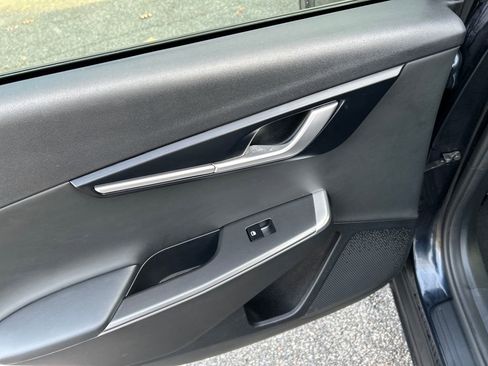 Used 2022 Kia EV6 Light image 22