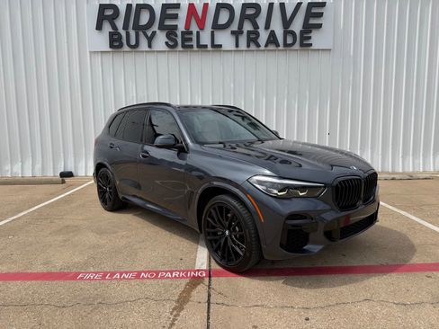 Used 2022 BMW X5 xDrive40i w/ M Sport Package AWD/4WD image 9