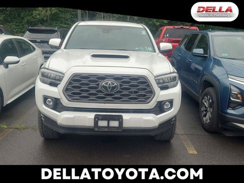 Used 2023 Toyota Tacoma TRD Sport w/ Black Out Package (TMS) AWD/4WD image 1