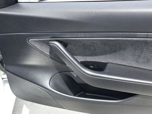 Used 2020 Tesla Model 3 Long Range AWD/4WD image 13
