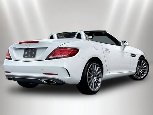 Used 2020 Mercedes-Benz SLC 300 image 6