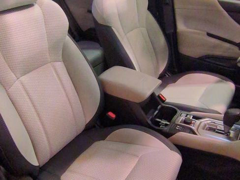 Certified 2024 Subaru Forester Premium AWD/4WD image 11