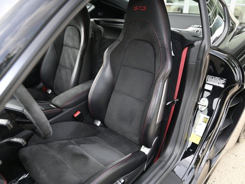 Used 2018 Porsche 718 Cayman GTS image 21