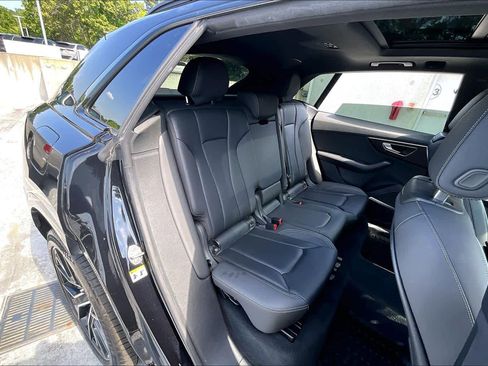 Used 2021 Audi Q8 Premium Plus w/ Premium Plus Package AWD/4WD image 19