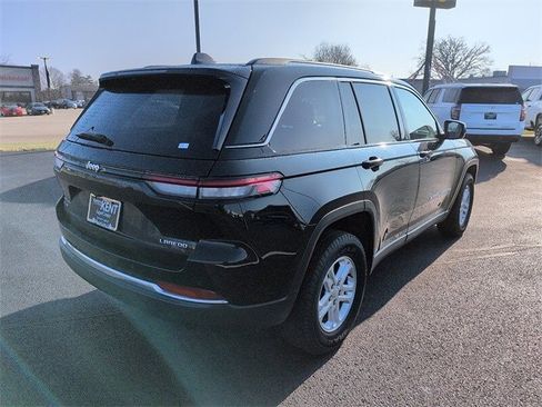 Used 2022 Jeep Grand Cherokee Laredo w/ Luxury Tech Group I image 7