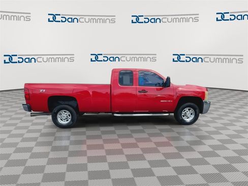 Used 2007 Chevrolet Silverado 2500 LT w/ 1LT Convenience Package image 9