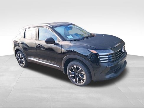 New 2026 Nissan Kicks SV w/ Cold Weather Package image 8