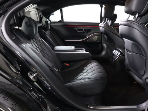 Used 2024 Mercedes-Benz S 580 4MATIC Sedan image 63