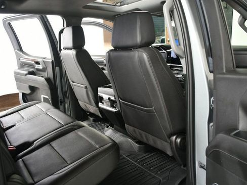 Used 2024 GMC Sierra 1500 Elevation w/ Elevation Premium Package AWD/4WD image 41