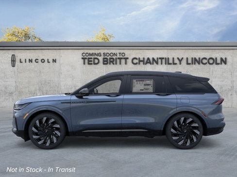New 2026 Lincoln Nautilus Reserve w/ Jet Appearance Package AWD/4WD image 4