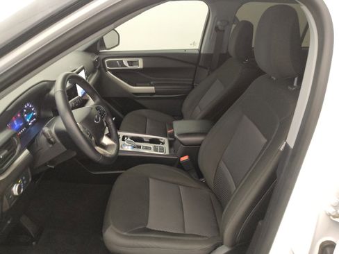 Used 2022 Ford Explorer XLT RWD image 17