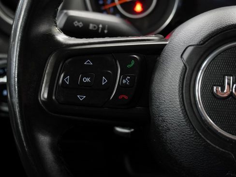 Certified 2022 Jeep Wrangler Sport S image 35