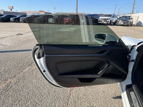 Used 2023 Porsche 911 Carrera image 21
