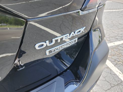 Used 2025 Subaru Outback Touring AWD/4WD image 25