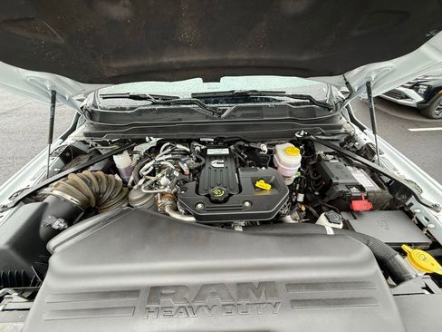 Used 2025 RAM 3500 Tradesman AWD/4WD image 30