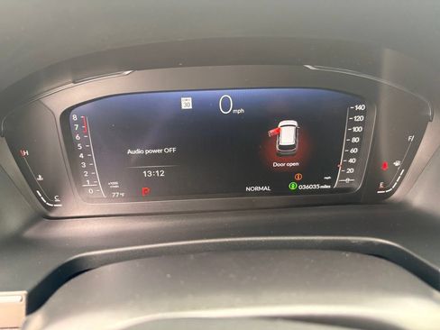 Used 2023 Honda Pilot Elite image 14