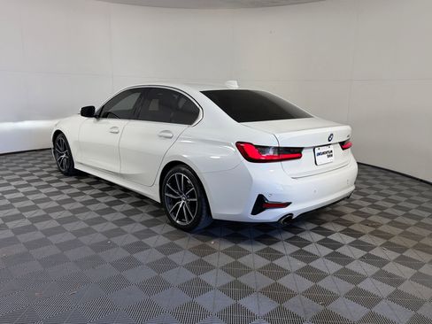 Used 2021 BMW 330i Sedan w/ Convenience Package RWD image 3