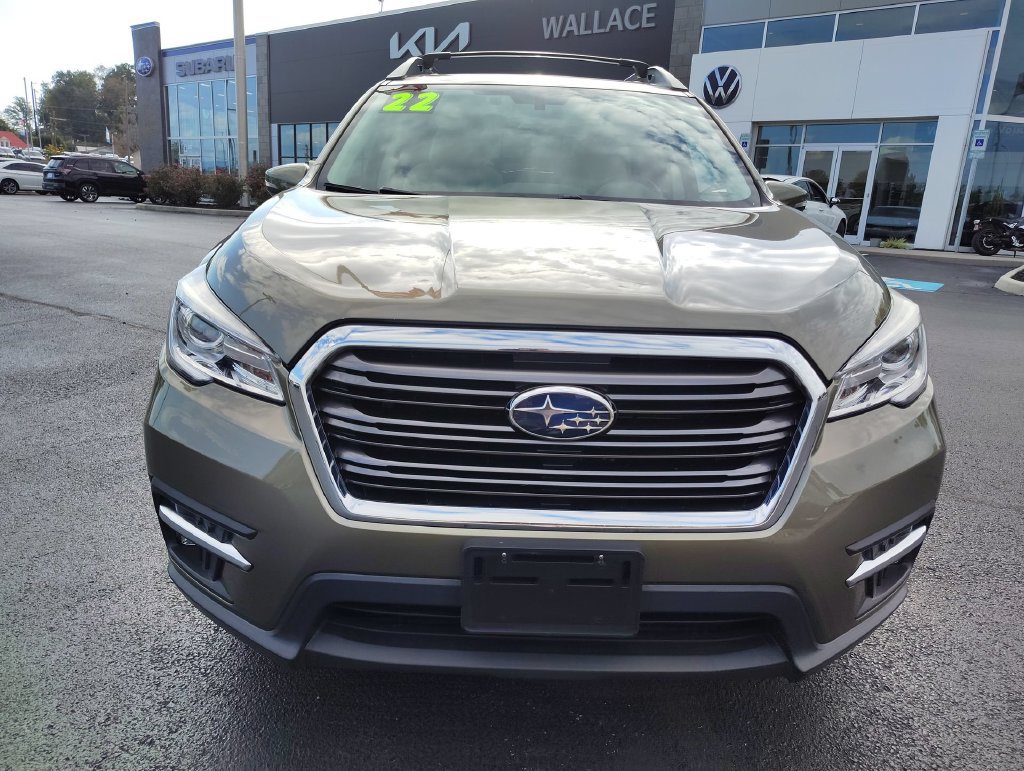 Used 2022 Subaru Ascent Limited w/ Technology Package AWD/4WD image 2